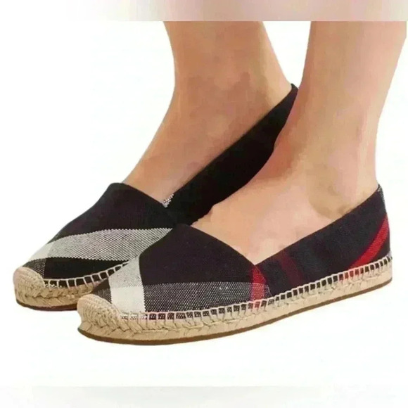 Burberry Navy Blue Nova Canvas Espadrille Flats Size 40.1/2 - Picture 1 of 12